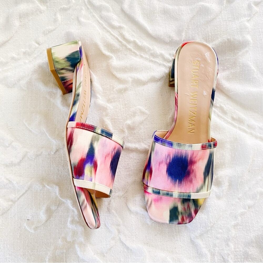 Stuart Weitzman Cayman Block Heel Sandals
Size 6.5
